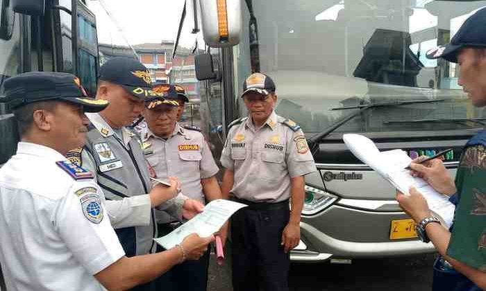 Tekan Angka Kecelakaan, Terminal Induk Kota Bekasi Rampcheck Bus AKAP