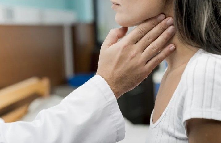 Demam Kelenjar Benjolan di Leher, ini Kata dr. Bimo Prasetyo Primaya Hospital Karawang 1 Demam Kelenjar Benjolan di Leher, ini Kata dr. Bimo Prasetyo Primaya Hospital Karawang