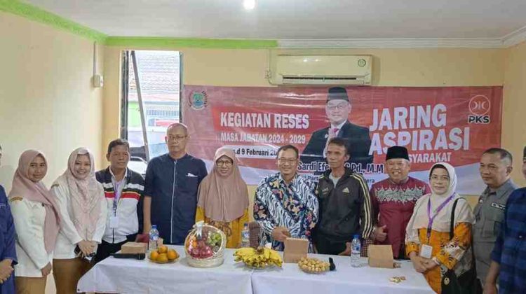 Warga RW010 Senang, Bisa Tuangkan Aspirasi Kepada Ketua DPRD Kota Bekasi Sardi Effendi