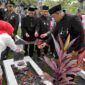 HUT Ke-28 Kota Bekasi, Tri Adhianto Tabur Bunga di TMP Bulak Kapal
