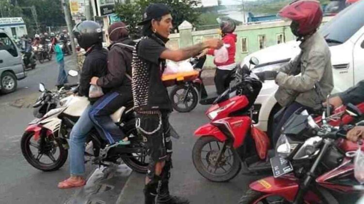 Dedi Mulyadi Terbitkan Surat Edaran Penertiban Pungutan Liar di Jalan Umum