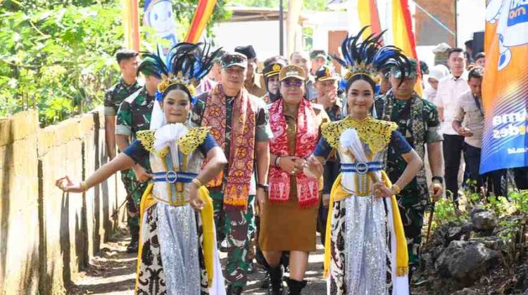 Foto : Pangdam IV/Diponegoro Mayjen TNI Deddy Suryadi, S.I.P., M.Si., meresmikan penggunaan delapan titik sumur bor