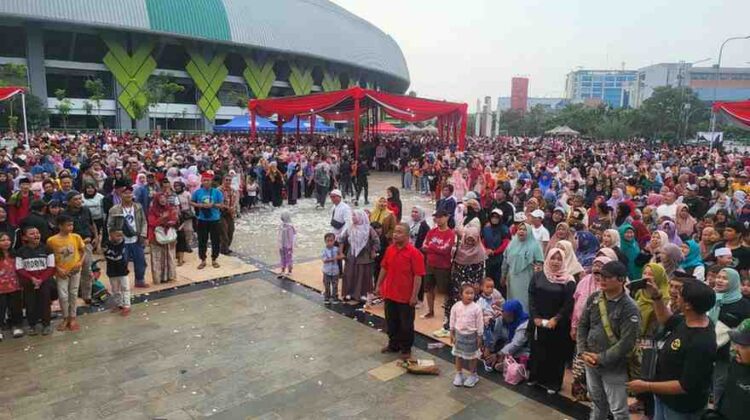 Foto : Antusias Masyarakat hadiri Lebaran Bekasi