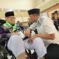Wali Kota Bekasi Tri Adhianto Lepas 420 Calon Jamaah Haji