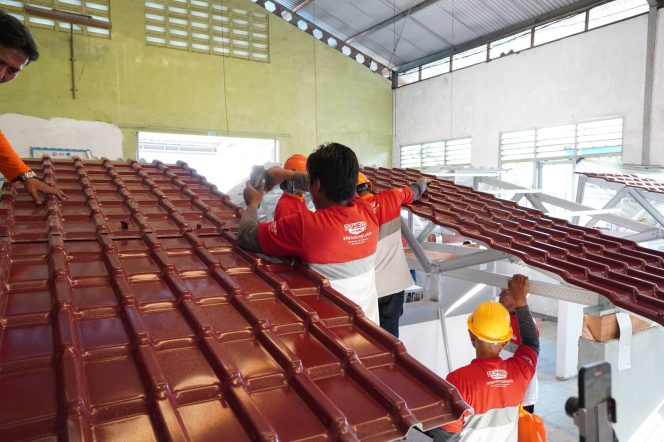 
					Pemkot Surabaya Gelar Pelatihan Pemasangan Atap, Kolaborasi Tingkatkan Kualitas Hunian