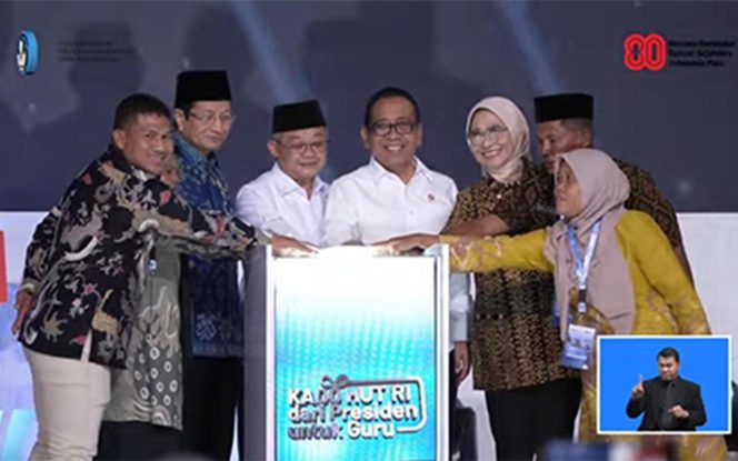 
					Kado Istimewa untuk Para Guru dalam HUT ke-80 RI