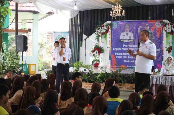 
					Kegiatan Renang di Sekolah Bukan Kegiatan Wajib, Ini Kata Wali Kota Bekasi