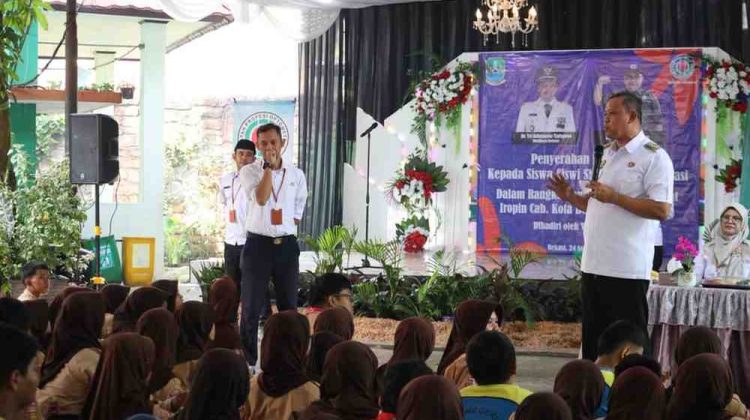 Kegiatan Renang di Sekolah Bukan Kegiatan Wajib, Ini Kata Wali Kota Bekasi