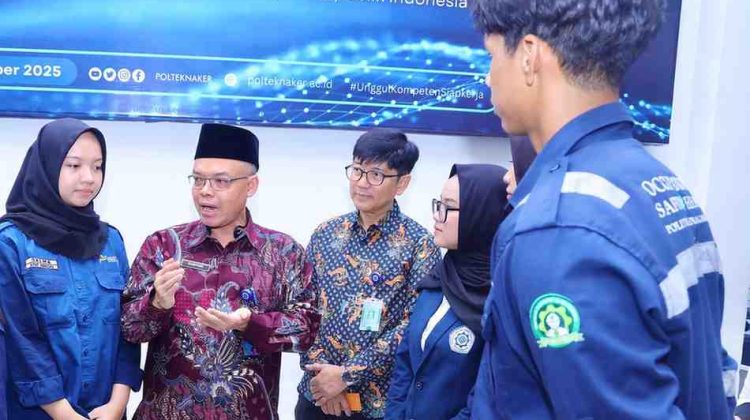 Finalis IPEC 2 Polteknaker: Target Juara dan Langkah Internasional