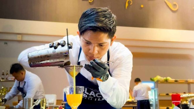 
					13 Chef dan F&B Service Rebutkan Piala Bergengsi Chairman & Ceo Archipelago dalam Archipelago Black Box Battle