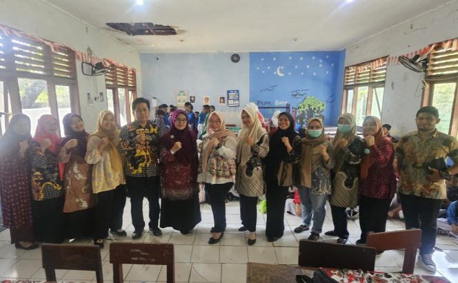 
					Bentuk Perlindungan Dini dari Kanker Serviks, Puskesmas Medan Satria Gelar BIAS HPV di SMPN 62 Bekasi