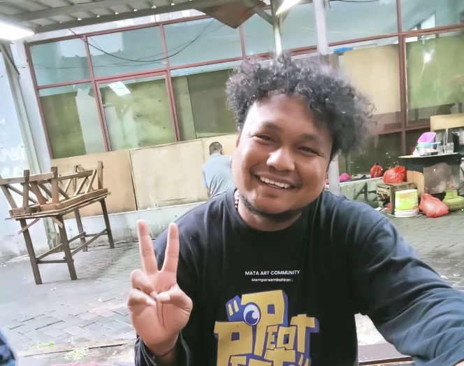 
					Potret Alfian Umarella, di Pentas Peot-Peot