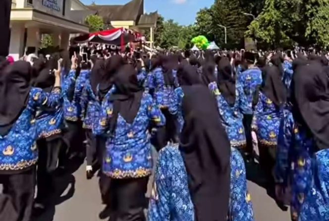
					Kemenkeu Belum Beri Sikap, Akan Kaji Usulan Sistem Gaji Tunggal untuk ASN
