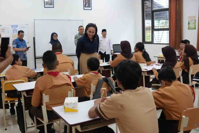 
					Wamen P2MI Tegaskan Sekolah Rakyat Sebagai Terobosan Wujudkan Pendidikan Inklusif