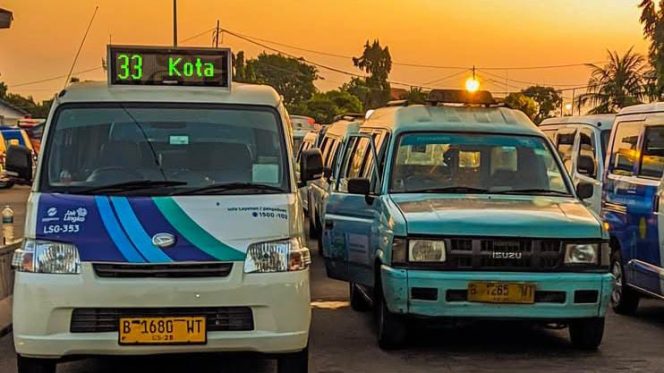 
					Rute Mikrotrans JAK41 Ditangguhkan Sementara Imbas Aksi Pengadangan Sopir Angkot
