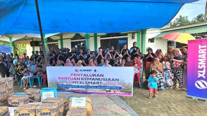
					Karyawan XLSMART Salurkan Bantuan Kemanusiaan ke Sumut