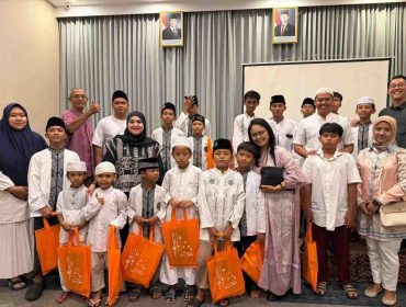 FOTO: Kokoon Hotel Surabaya menggelar buka puasa bersama anak-anak dari Panti Asuhan Muhammadiyah KH. Mansyur