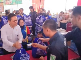 FOTO: Sediakan 569 Paket Sembako, Indomaret Gelar Pasar Murah Ramadan