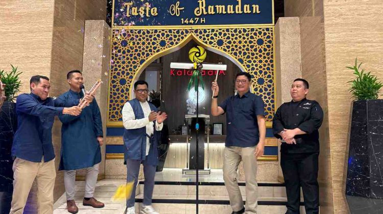 FOTO: General Manager Hotel GranDhika Iskandarsyah Jakarta beserta Jajaran membuka program Iftar Taste of Ramadan 2026
