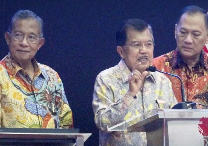 
					FOTO: Wakil Presiden ke-10 dan ke-12 RI, Jusuf Kalla
