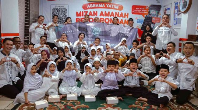 FOTO: ARYADUTA Menteng dan ARYADUTA Suites Semanggi Berbagi Bersama Anak Yatim dan Daily Workers Saat Ramadan