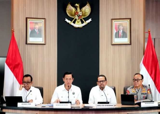 
					FOTO: Polri Siagakan 161.000 Personel, Layanan Darurat 110 Disiapkan