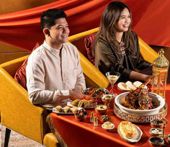 
					FOTO: buka puasa “Vibrant of Delightful Night” di Collage All Day Dining, Pullman Jakarta Central Park.