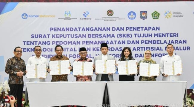 FOTO: SKB Tujuh Menteri Terbitkan Aturan Pemanfaatan AI di Pendidikan