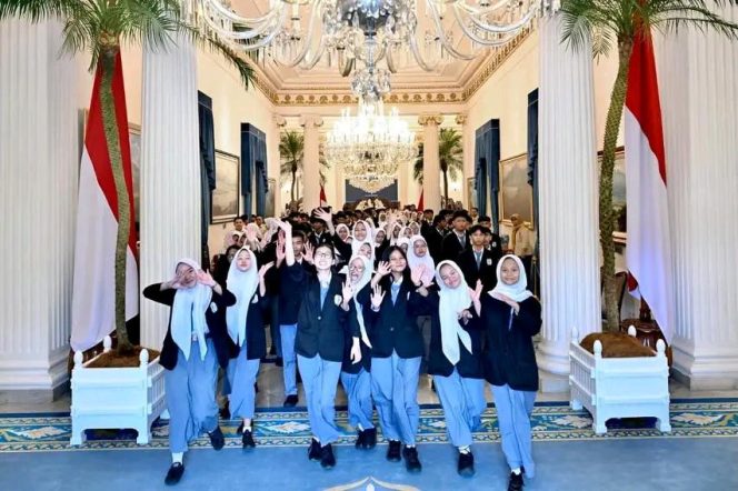 
					Antusiasme Pelajar Mewarnai Program Istana untuk Siswa Sekolah