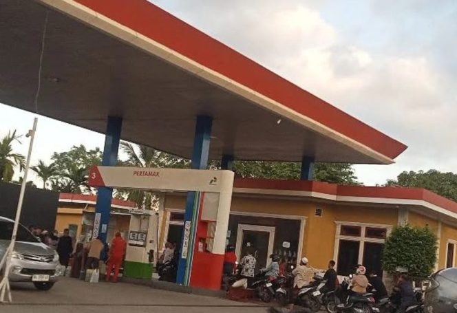 
					Harga BBM Hari Ini Melonjak Rp23.900 per Liter, BBM Subsidi Aman