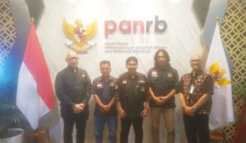 FOTO: Dewan Pimpinan Cabang Asosiasi Wartawan Profesional Indonesia (AWPI) Kota Bekasi kunjungi Kementerian Pendayagunaan Aparatur Negara dan Reformasi Birokrasi (KemenPAN-RB),