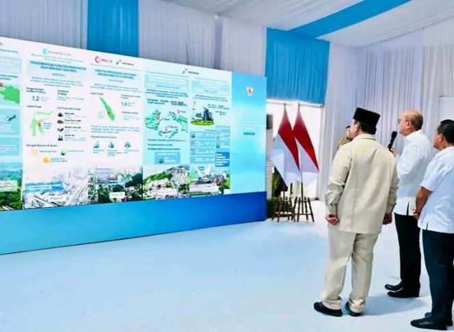 
					Presiden Prabowo Resmikan 13 Proyek Hilirisasi Tahap II