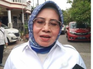 FOTO: Anggota DPRD Kota Bekasi, Dr. Hj. Evi Mafriningsianti, S.E., M.M,