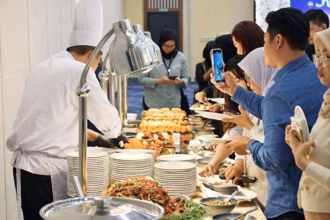 
					Aston Kartika Grogol Hadirkan Pengalaman Halal Bihalal Package