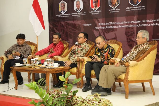 
					Ancaman Bencana Mengintai Cagar Budaya