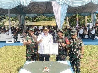 FOTO: Program TNI Manunggal Membangun Desa (TMMD) Reguler ke-128 Tahun Anggaran 2026 resmi dibuka di Kelurahan Jatirangga.
