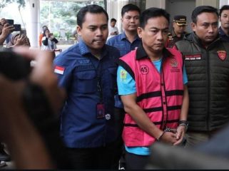 FOTO: Ketua Ombudsman RI Hery Susanto sebagai tersangka dalam kasus dugaan suap terkait tambang nikel di Sulawesi Tenggara.