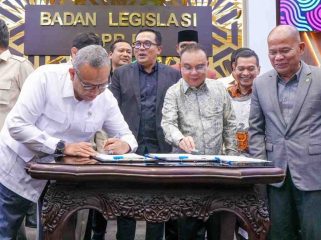 FOTO: Pemerintah dan DPR RI resmi mengesahkan Rancangan Undang-Undang Pelindungan Pekerja Rumah Tangga 