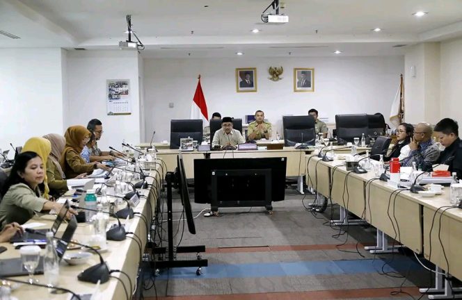
					Bapemperda dan Eksekutif Bahas Dua Ranperda Krusial: Perlindungan Perempuan dan Siskesda