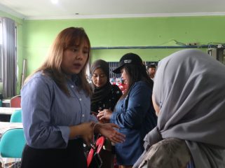 FOTO: Ketua Komisi IV DPRD Kota Bekasi, Adelia