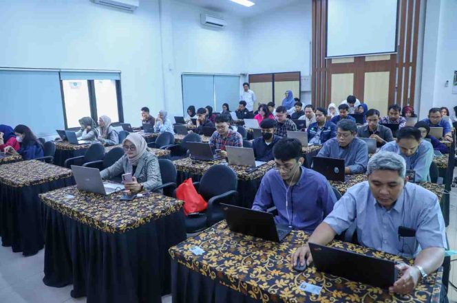 
					Kemnaker Uji 2.100 Calon Ahli K3 Umum Batch 2, Perkuat Budaya Keselamatan Kerja
