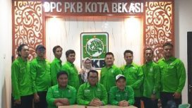 FOTO: Ketua DPC PKB Kota Bekasi, Rizki Topananda bersama Jajaran Pengurus untuk masa bakti 2026-2031