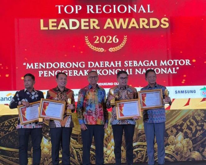 
					Wali Kota Bekasi Raih Penghargaan Nasional Pendorong Ekonomi