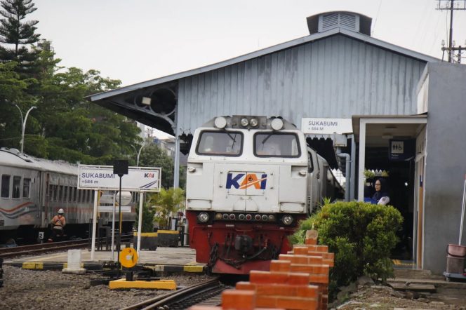 
					Tarif Rp2000, KA Siliwangi Primadona Liburan Sekolah