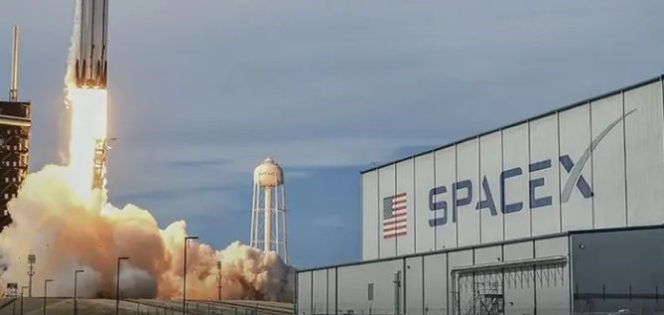 
					SpaceX Patok Harga IPO Rp2,4 Juta per Saham, Terbesar di AS