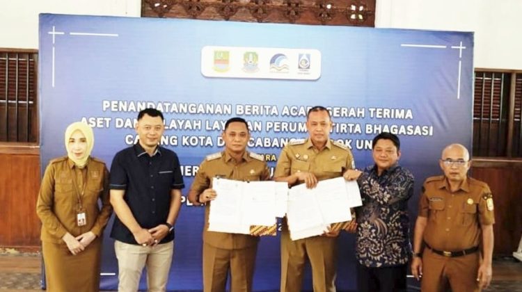 Perumda Tirta Patriot Secara Resmi Kelola Aset Perumda Tirta Bhagasasi