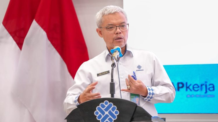 MK Bantah Dana Pensiun Gantikan Pesangon