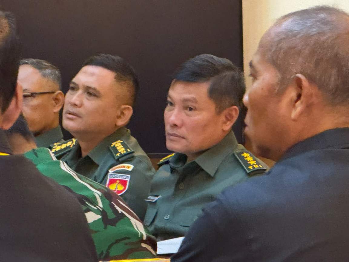 FOTO: Mantan Pangdam IV/Diponegoro, Letjen TNI Widi Prasetijono, dalam Persidangan di Pengadilan Militer Tinggi II Jakarta, Selasa (18/8/2026).