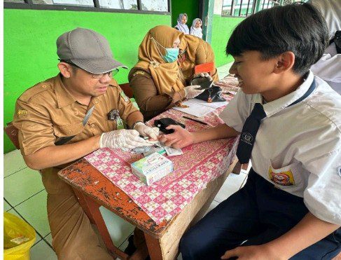 FOTO: UPTD Puskesmas Jaka Mulya Kota Bekasi melaksanakan kegiatan skrining kesehatan di sekolah